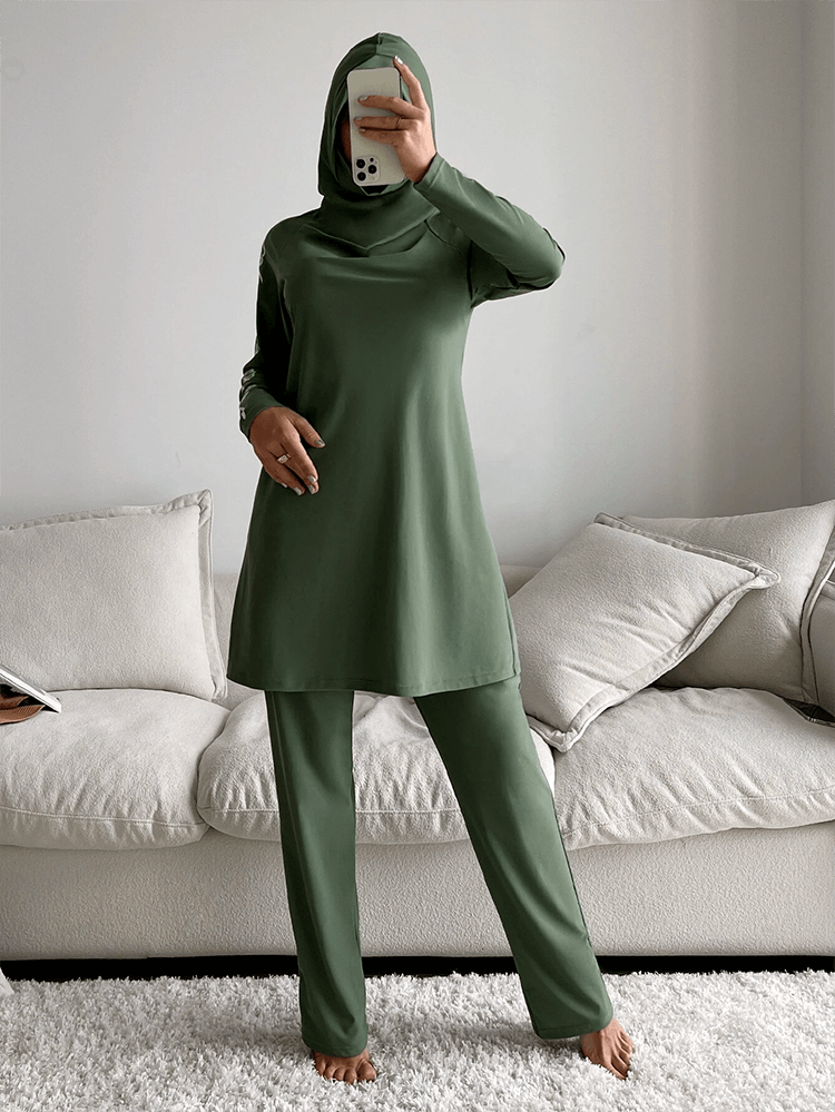 swi236727-1 مایو اسلامی ( بورکینی ) پوشیده کامل کلاه دار باحجاب زنانه و دخترانه مدل گشاد و راحتی آستین دار بلند طرح دامنی و شلوار دار بلند تا مچ پا سبز رنگ برند خارجی شین ( shein )