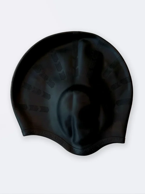 کلاه استخر شنا مشکی اسپیدو ( Speedo ) گوشی دار سیلیکونی مناسب برای مو های بلند بانوان با طرح راه راه درشت ضد آب و خاصیت ضد کلر