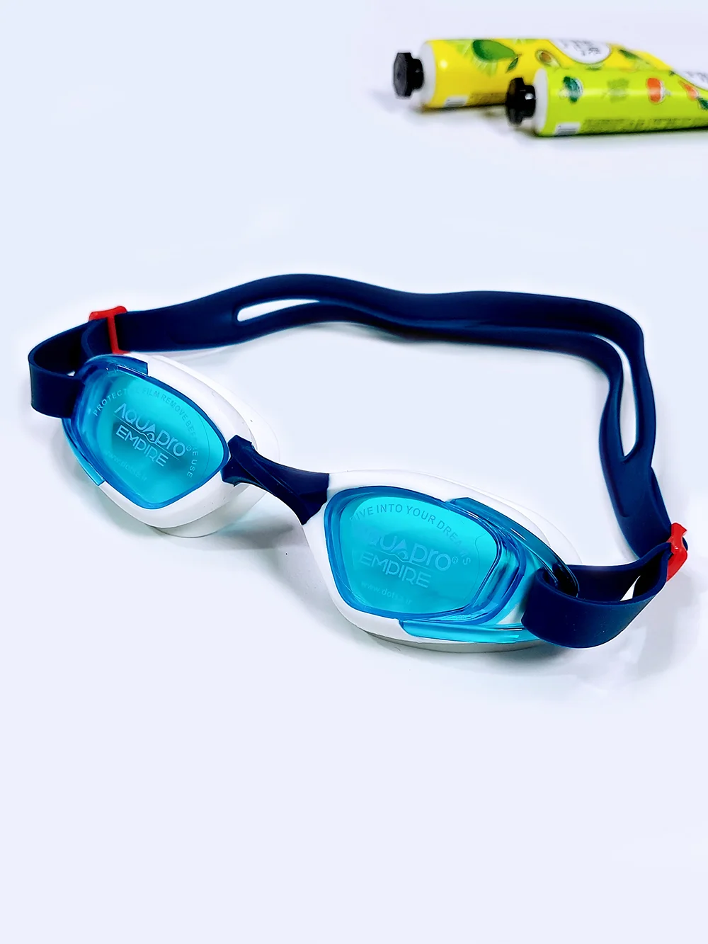 gog1091116-1 عینک استخری شیک و زیبا با شیشه فیروزه ای آکواپرو امریج ( Aquapro Empire )