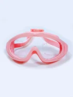 قیمت عینک شنا فریم بزرگ زنانه صورتی رنگ اسپیدو ( Speedo ) با دید بالا و زیاد مناسب تمرین شنا ضد بخار با جنس سیلیکونی با بند سگگ دار قابل تنظیم